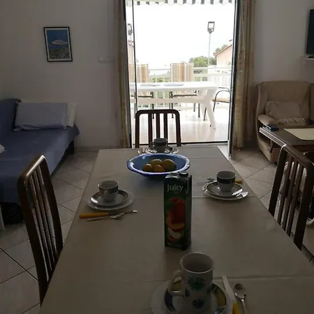 אתר קמפינג Aprtmani More