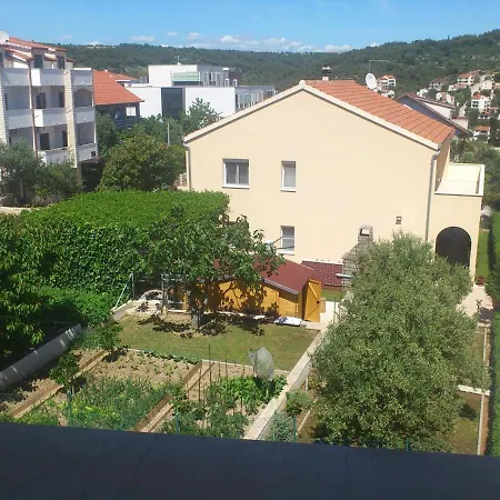 Kemping Aprtmani More Trogir